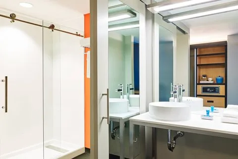 Aloft South Bend gallery image