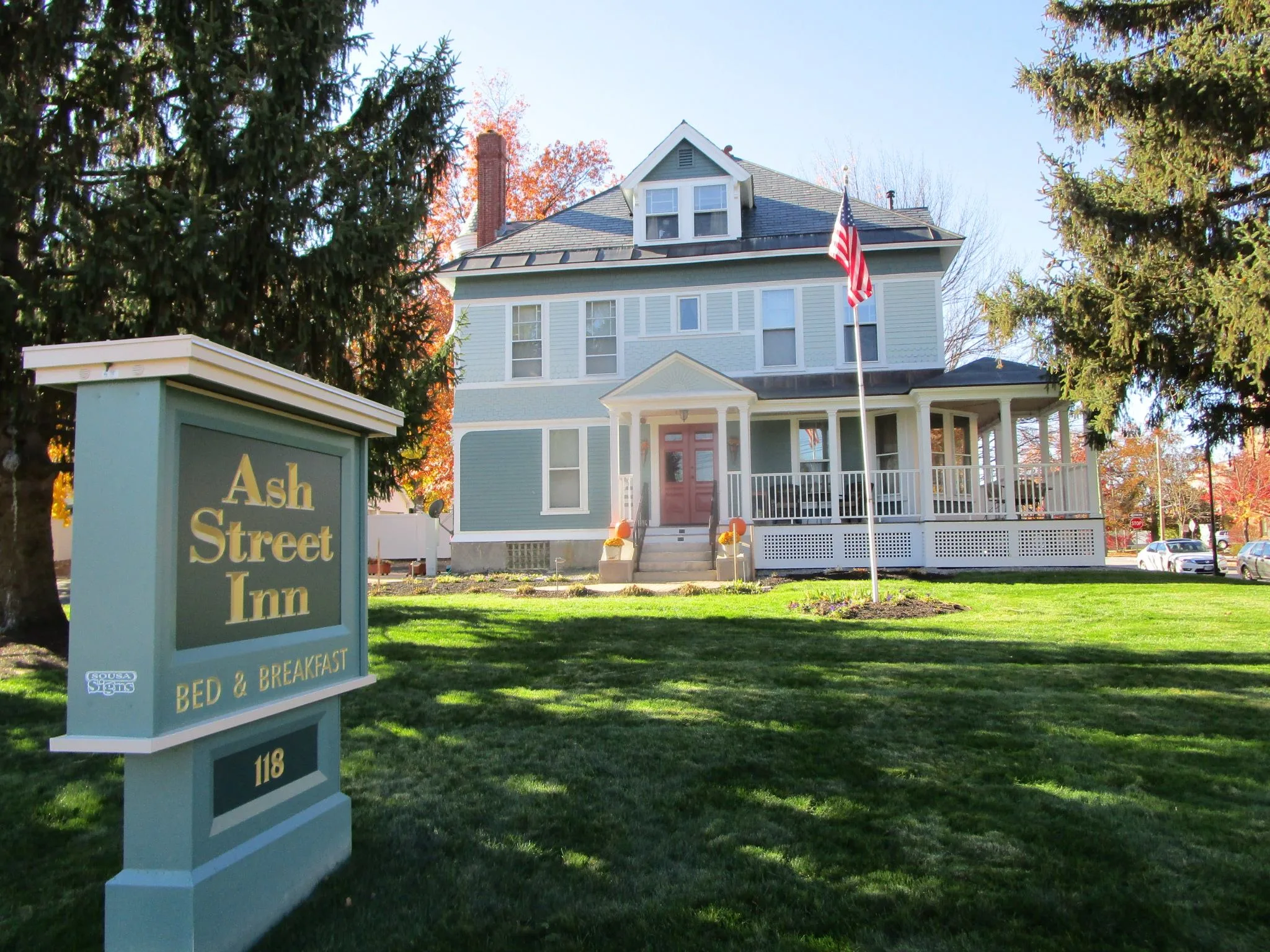 Ash Street Inn
