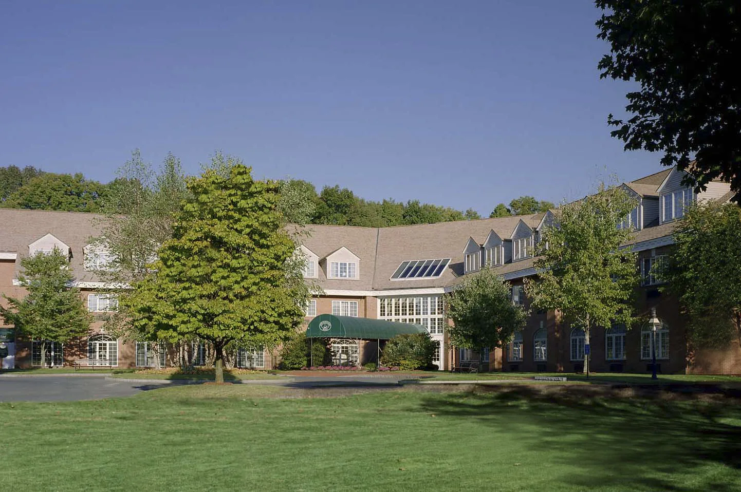 Avon Old Farms Hotel gallery image