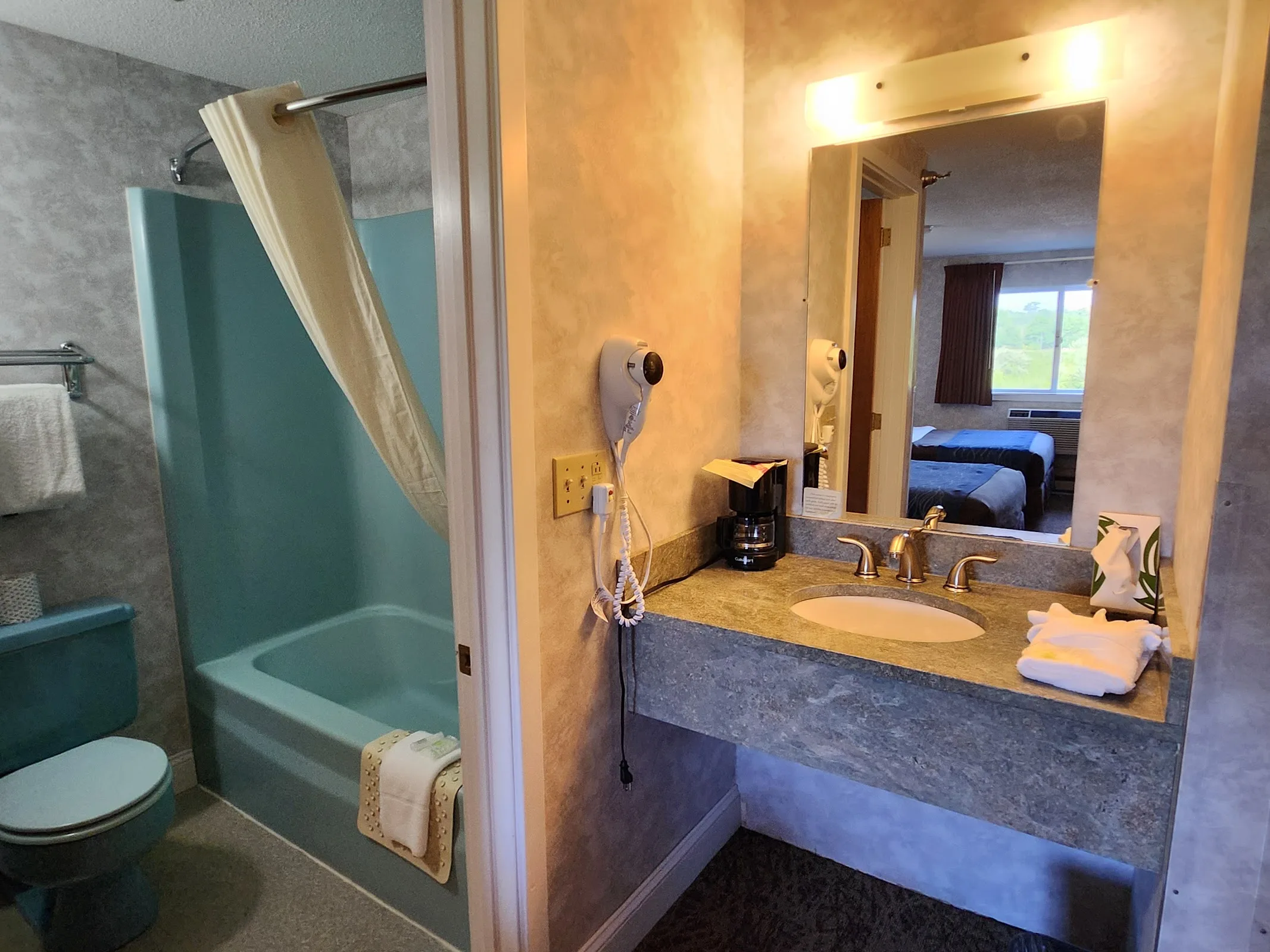 Bangor Inn & Suites guest room