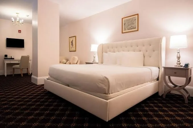 Bar Harbor Manor property photo