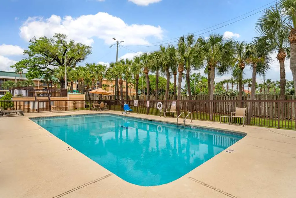 Best Western Oak Manor gallery image