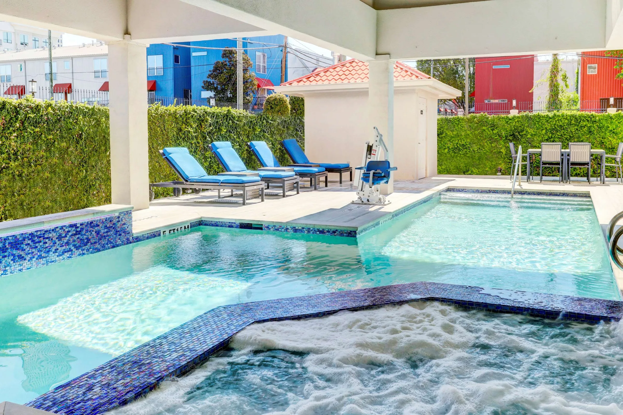 Best Western Plus Downtown Inn & Suites gallery image