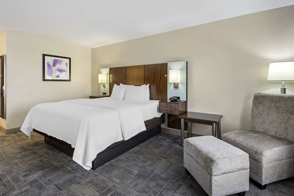 Best Western Plus Gen X Inn gallery image