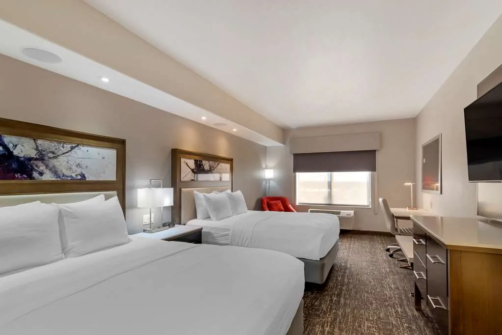 Best Western Premier Liberty Inn & Suites gallery image