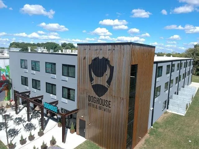 BrewDog DogHouse Columbus Hotel and Brewery gallery image