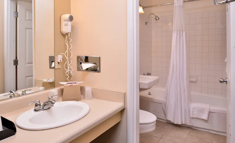 Campus Inn & Suites Eugene Downtown