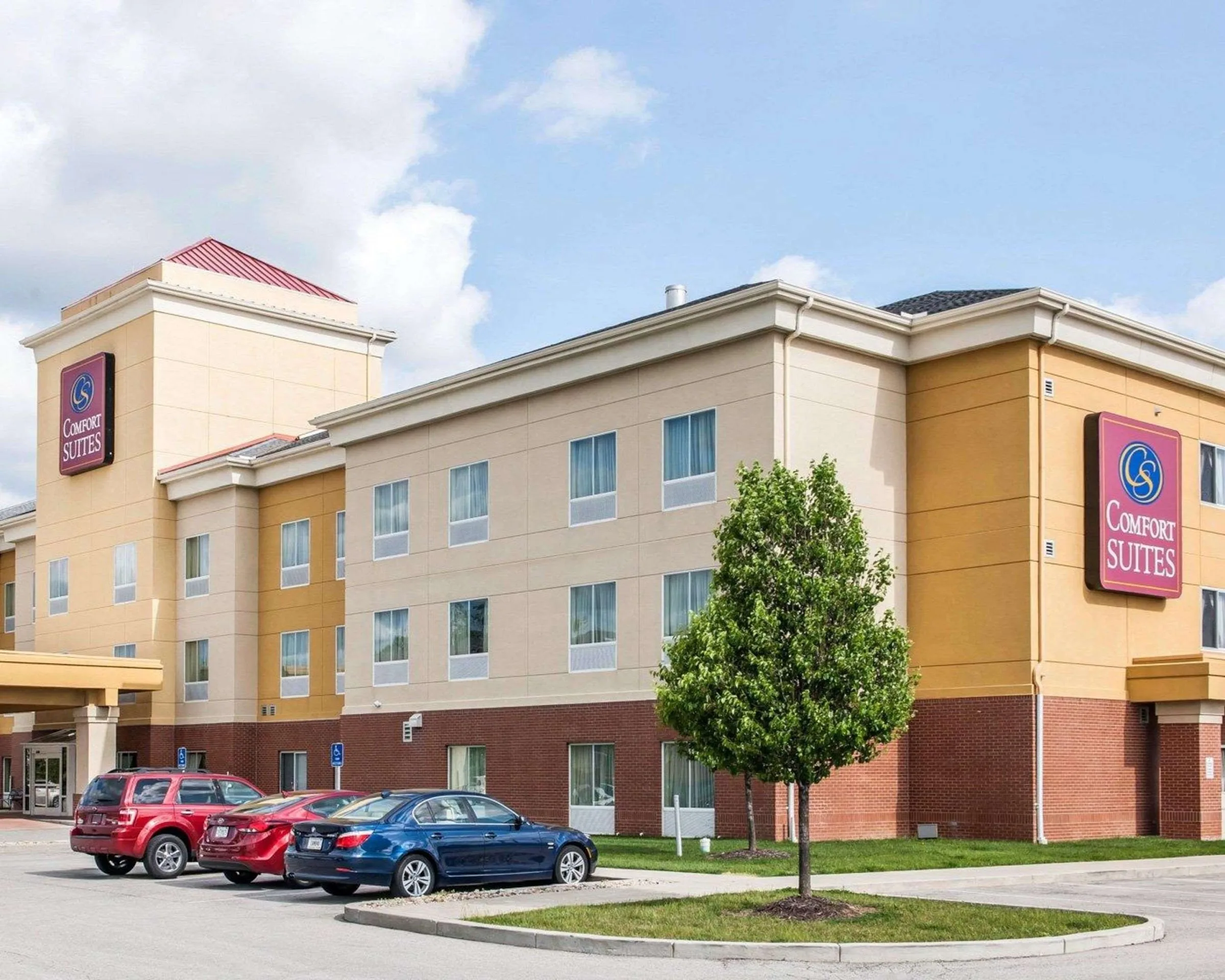 Comfort Suites near Indianapolis Airport gallery image