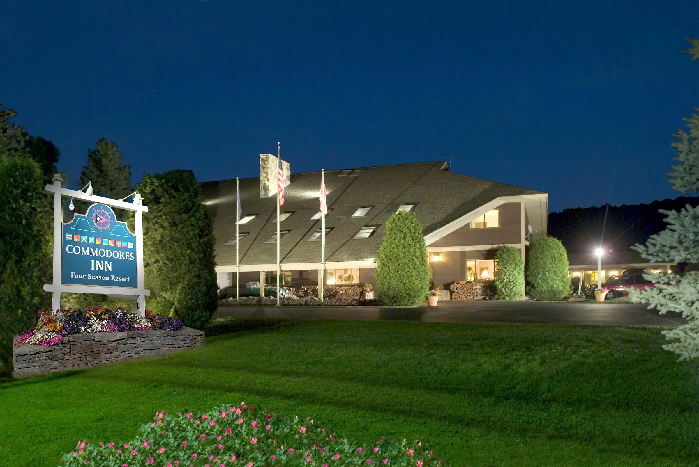 Commodores Inn gallery image