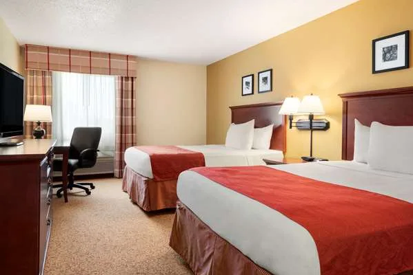 Country Inn & Suites by Radisson, Cedar Rapids Airport, IA gallery image