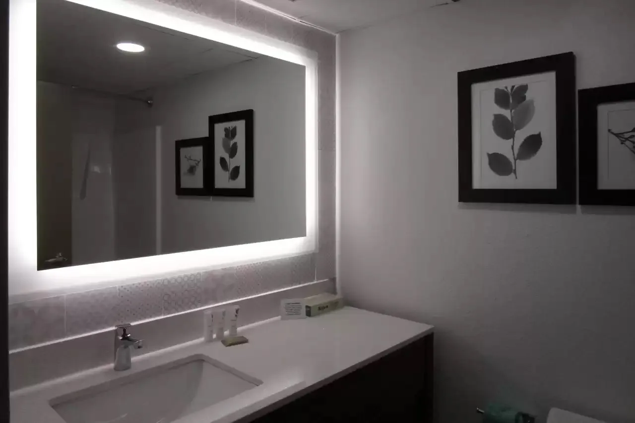 Country Inn & Suites by Radisson, Dunbar - Charleston gallery image