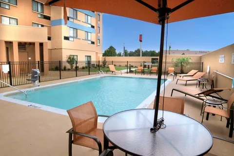 Courtyard by Marriott Jackson Airport/Pearl gallery image