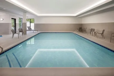 Courtyard by Marriott Traverse City gallery image