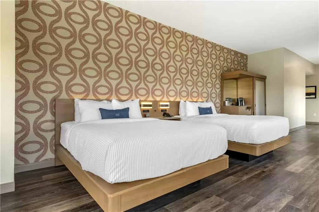 DoubleTree by Hilton Greenville Woodruff Road gallery image