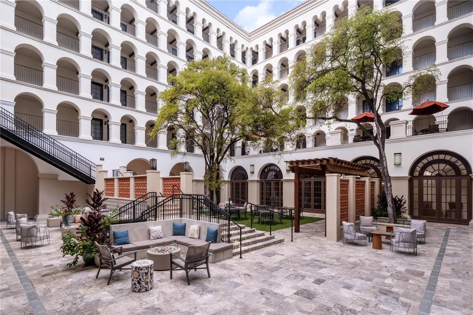 DoubleTree by Hilton Hotel Austin gallery image