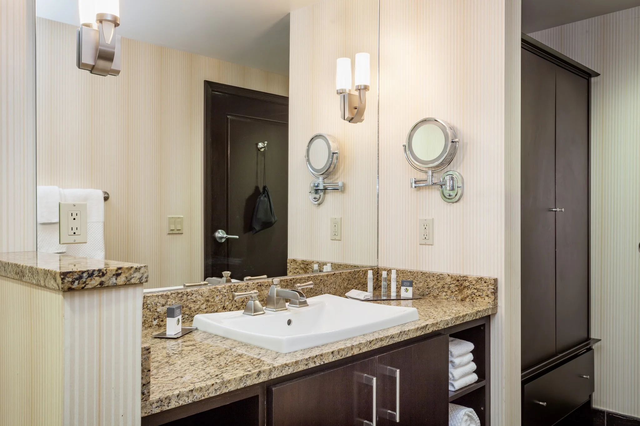 DoubleTree by Hilton Hotel Billings gallery image