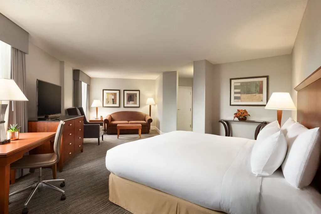 DoubleTree by Hilton Hotel Minneapolis - Park Place gallery image