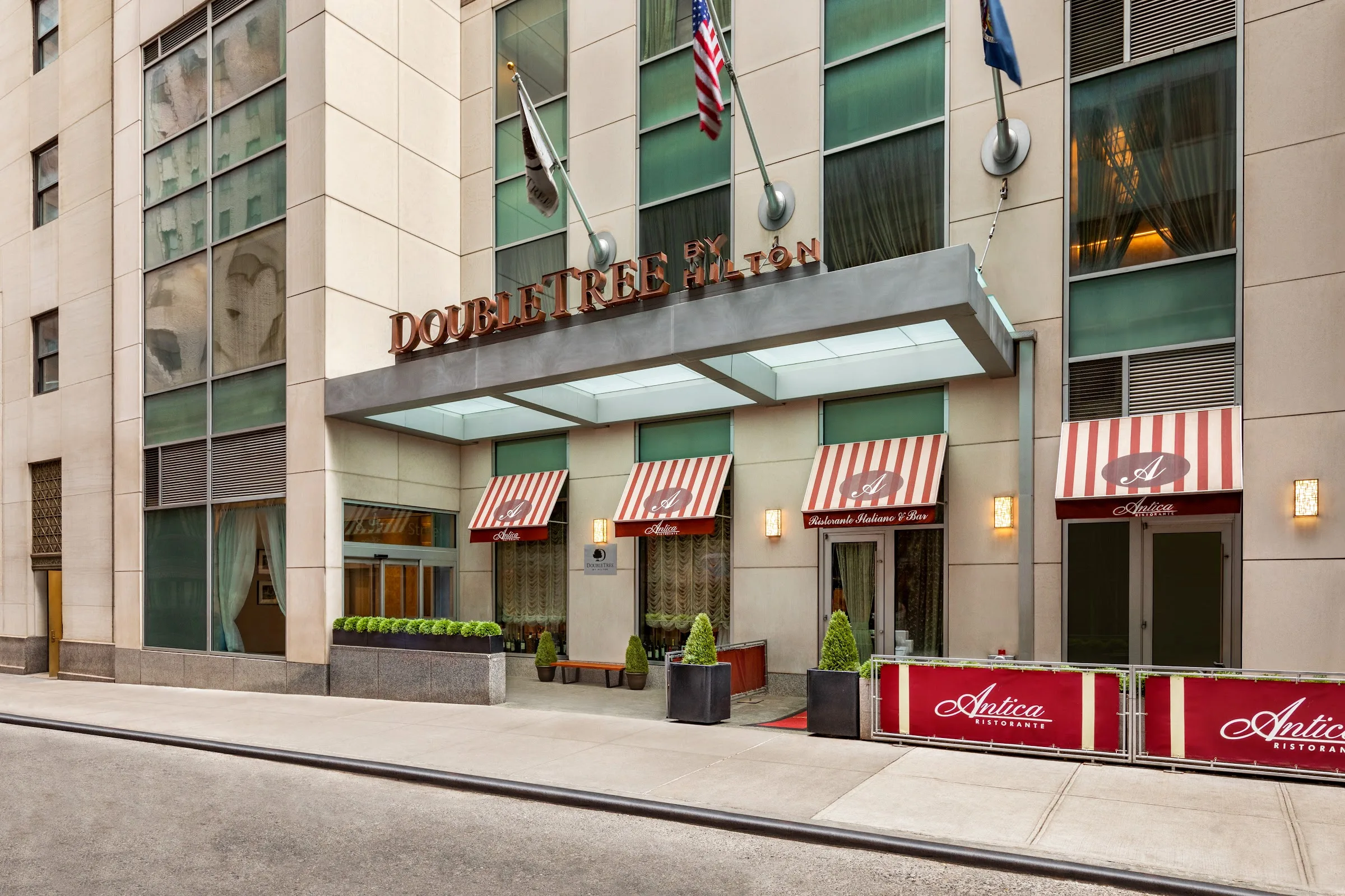 DoubleTree New York Downtown: A Tactical Base for NYC Logistics