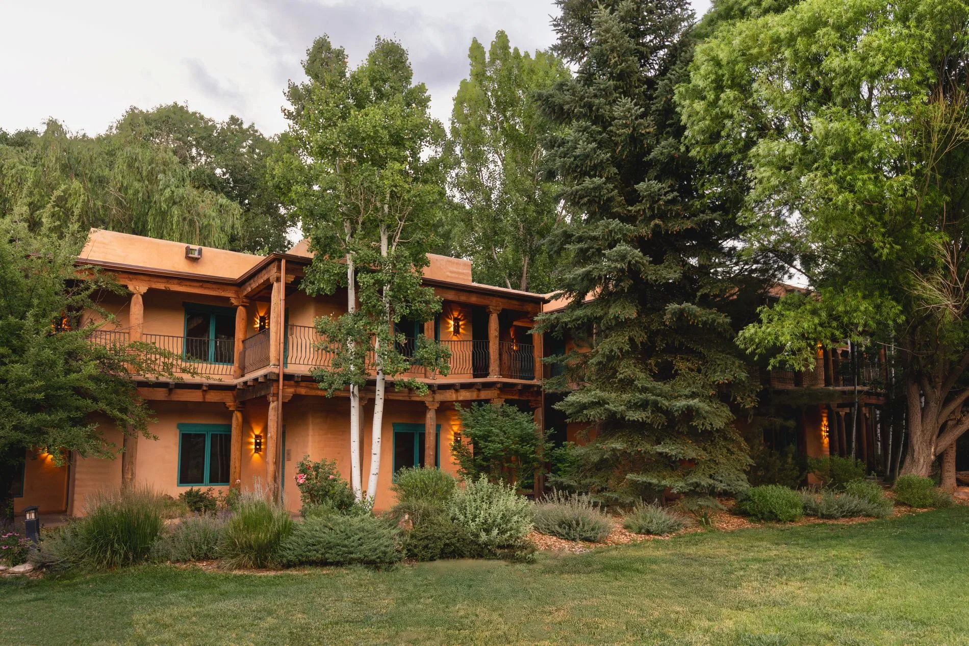 El Monte Sagrado gallery image