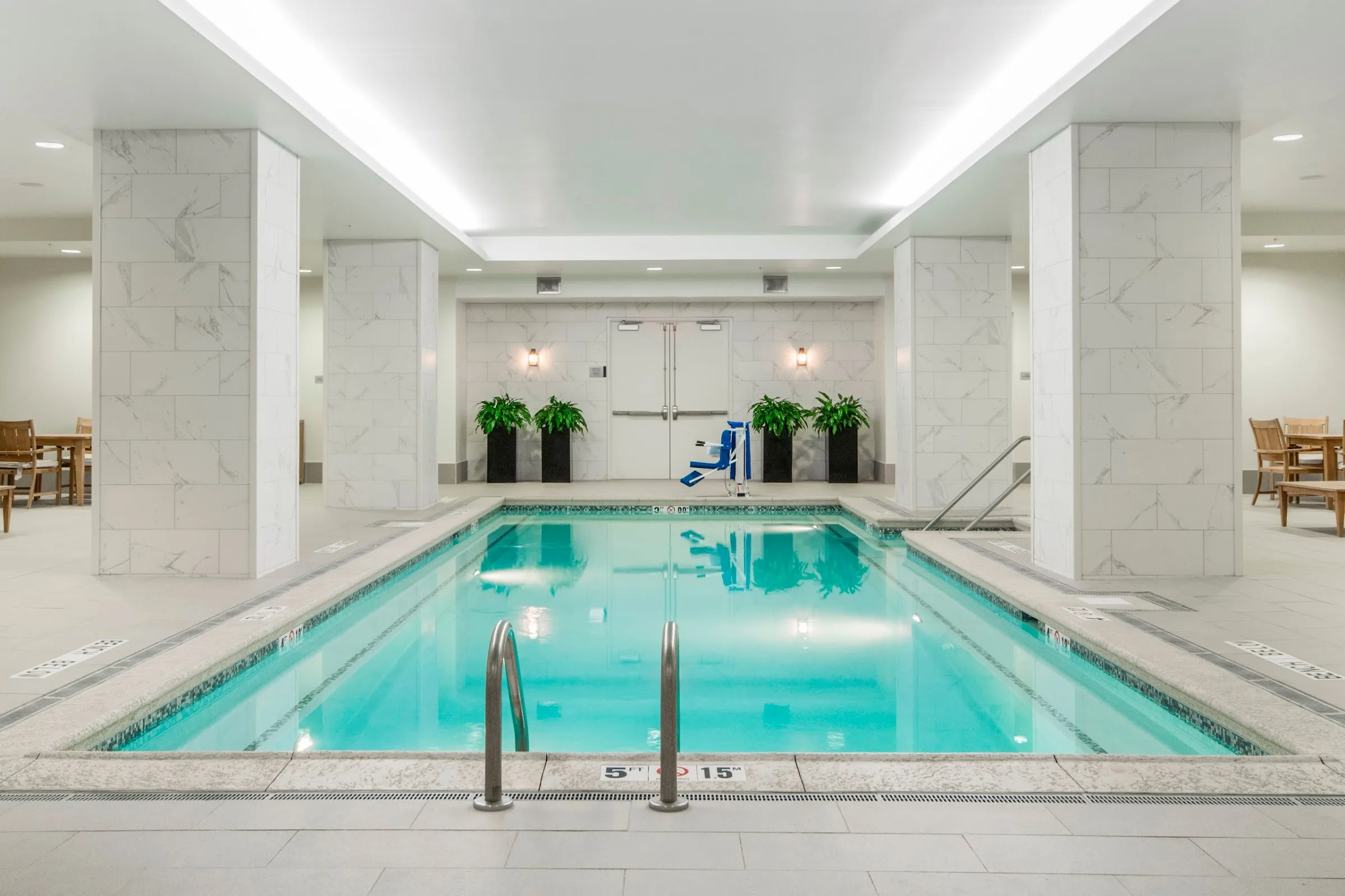 Embassy Suites by Hilton Louisville Downtown gallery image