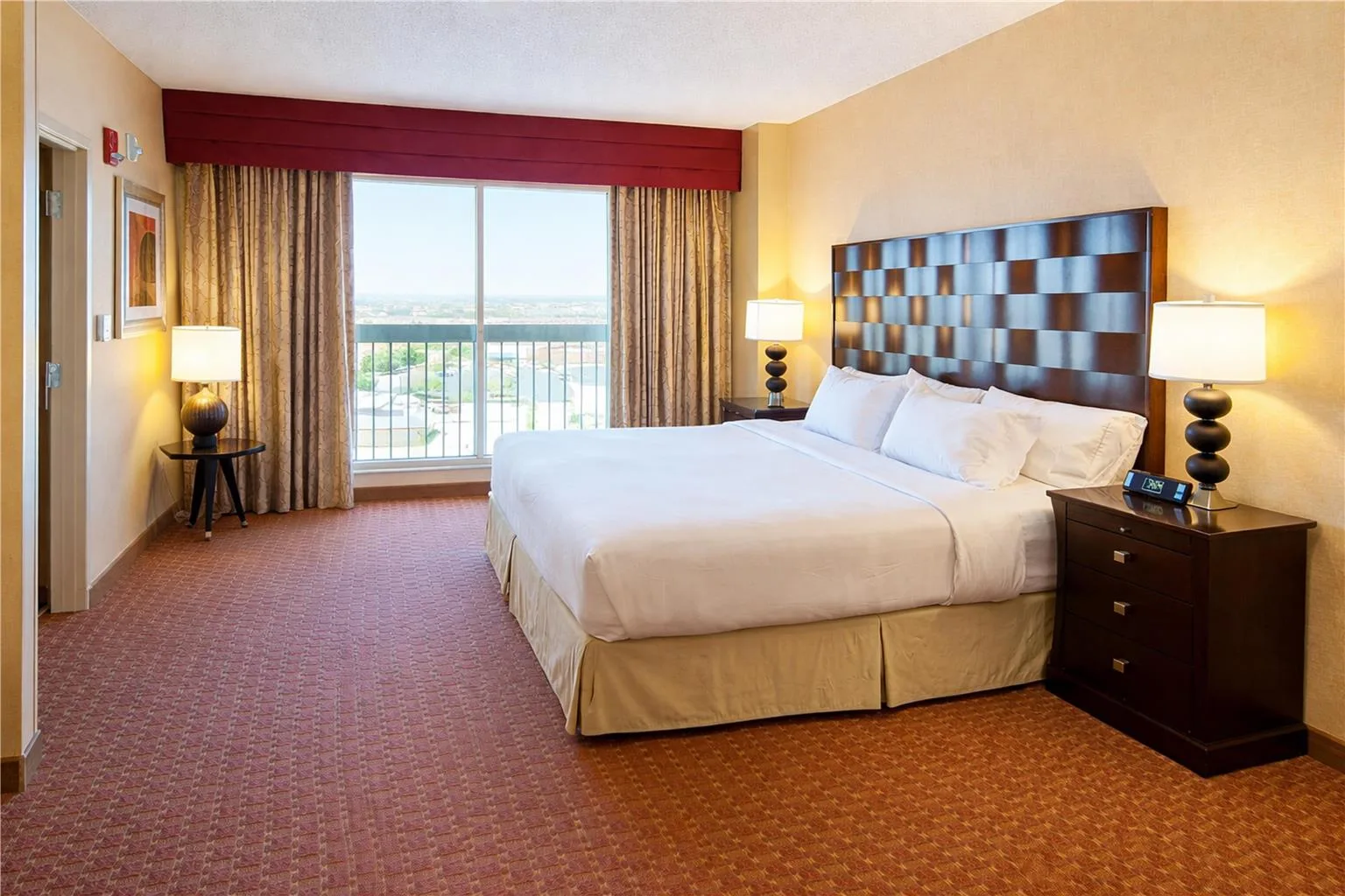 Embassy Suites by Hilton Norman Hotel & Conference Center gallery image