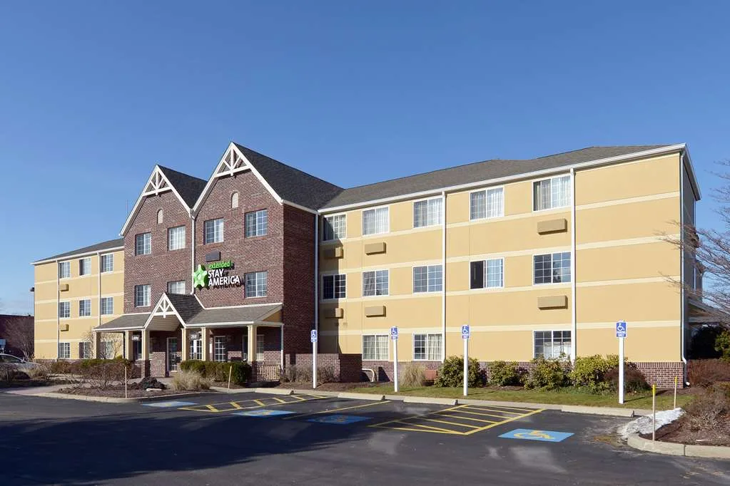 Extended Stay America Select Suites- Warwick - Airport
