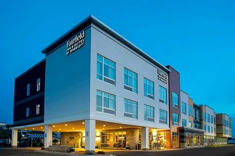 Fairfield by Marriott Inn & Suites Duluth Waterfront