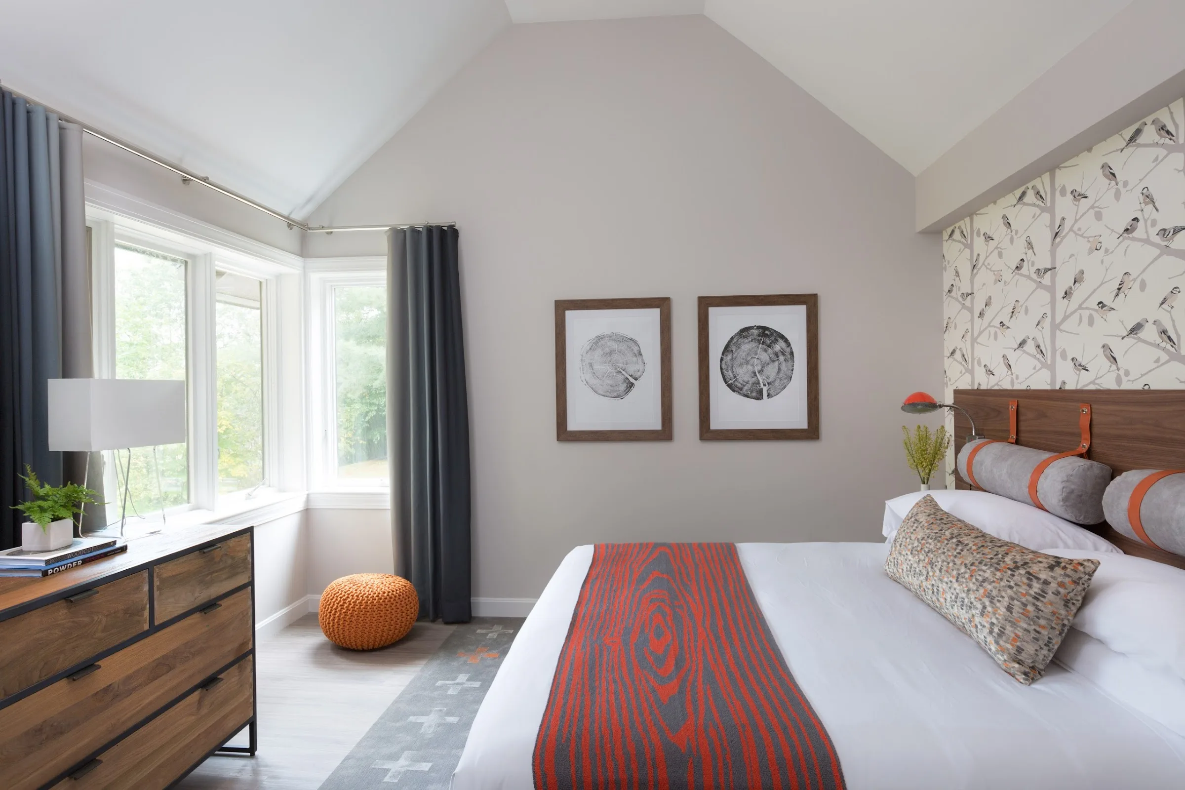 Field Guide Lodge gallery image