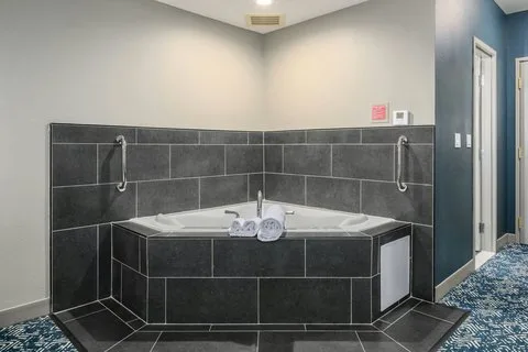 Four Points by Sheraton Bedford Manchester Airport gallery image