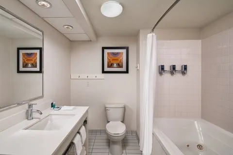 Four Points by Sheraton Bentonville gallery image