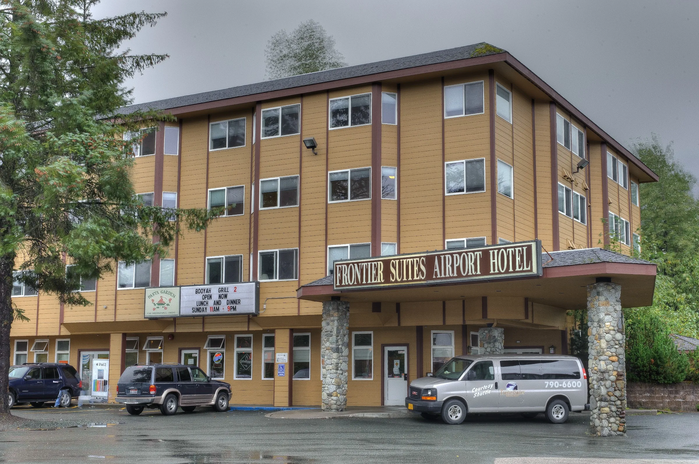 Frontier Suites Hotel in Juneau primary photo