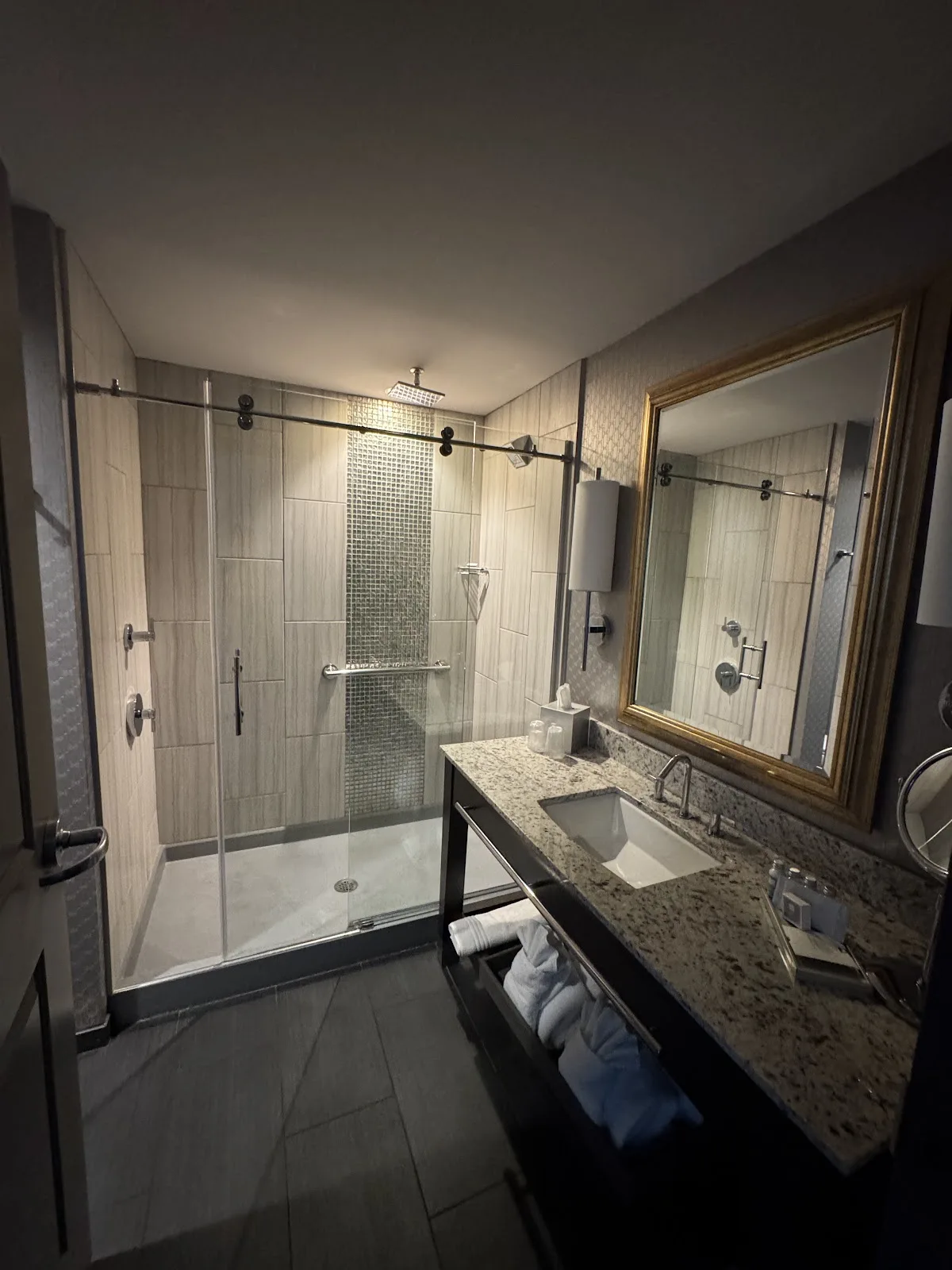 Guest House at Graceland gallery image