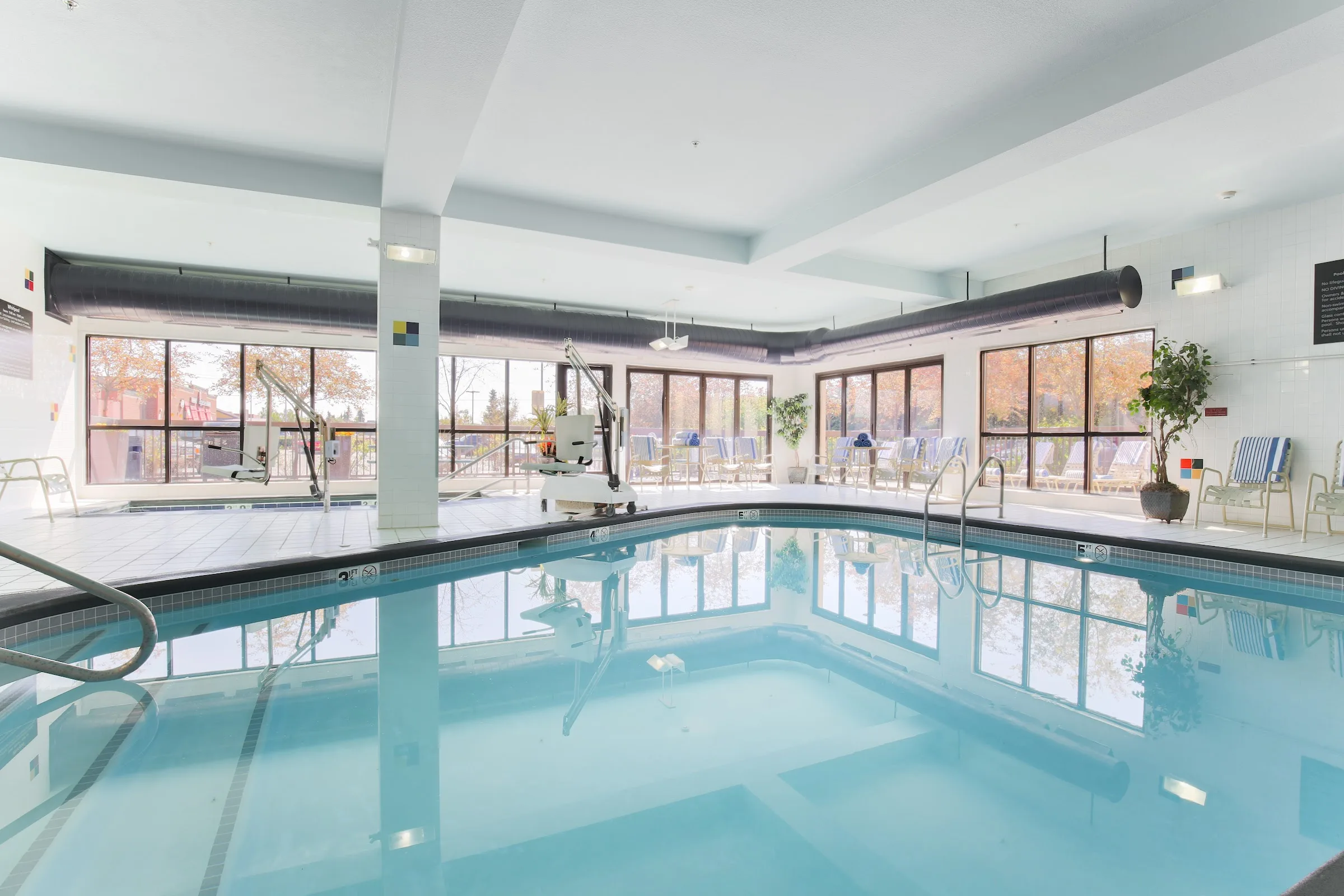 Hampton Inn Anchorage gallery image