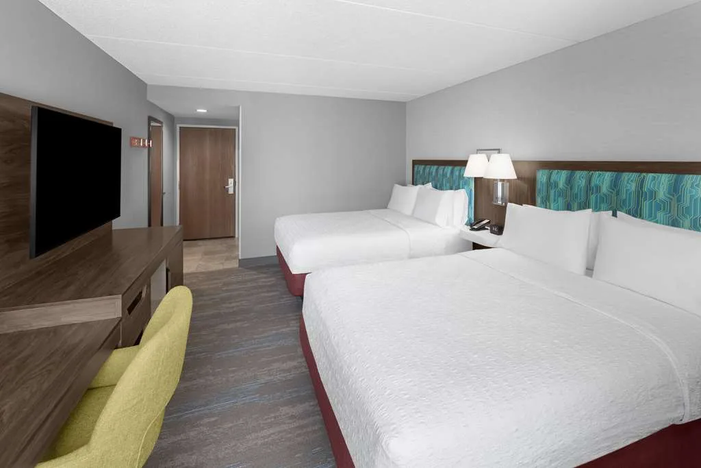 Hampton Inn Cleveland-Downtown gallery image