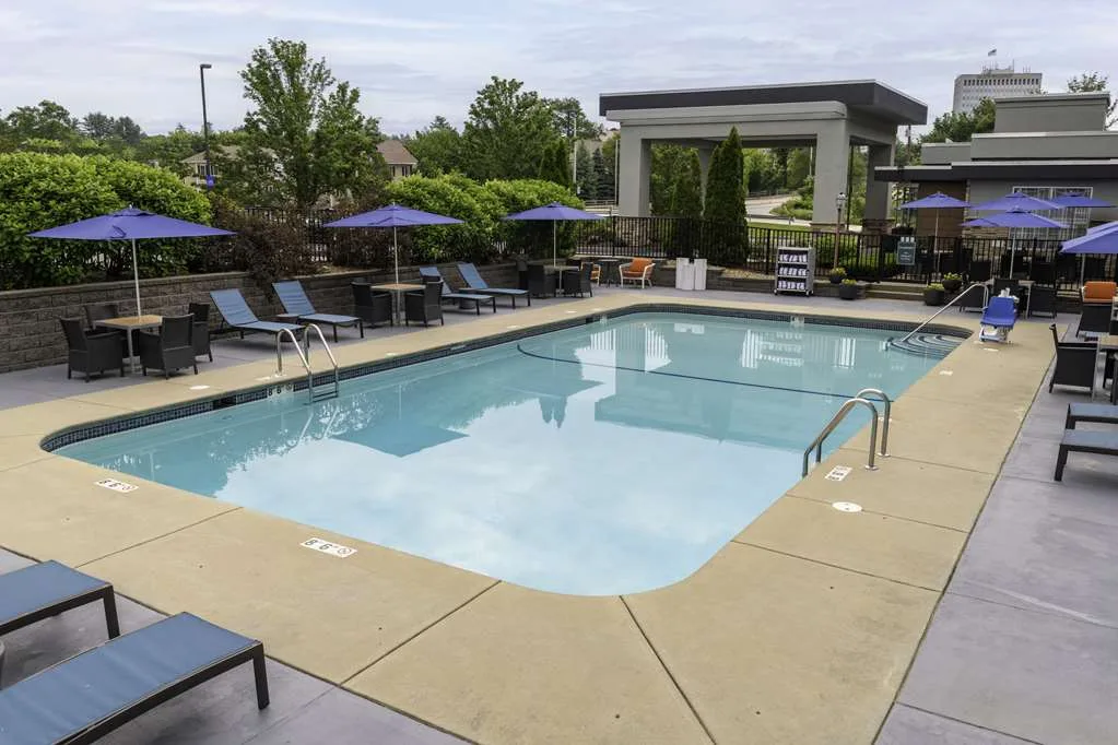 Hampton Inn Manchester Downtown gallery image