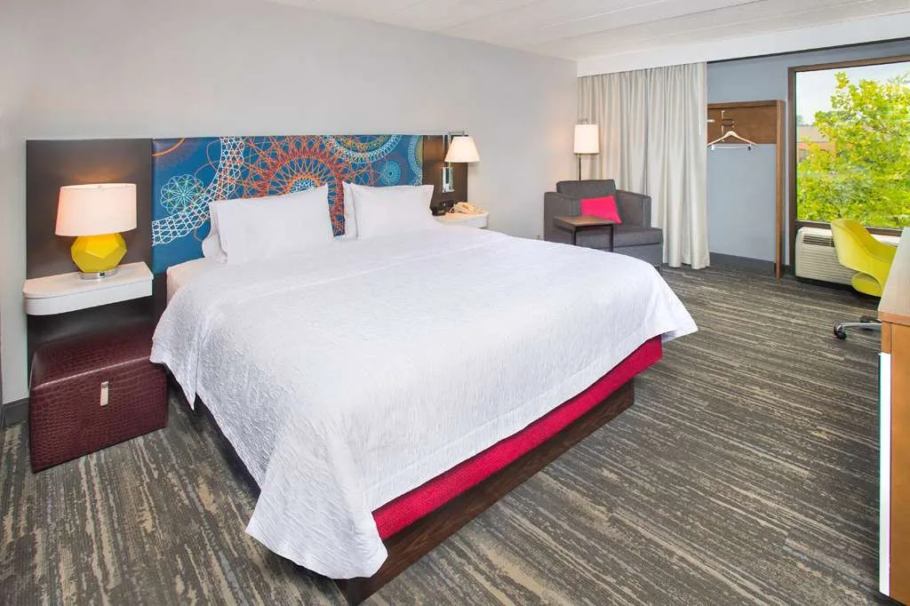 Hampton Inn & Suites Annapolis gallery image