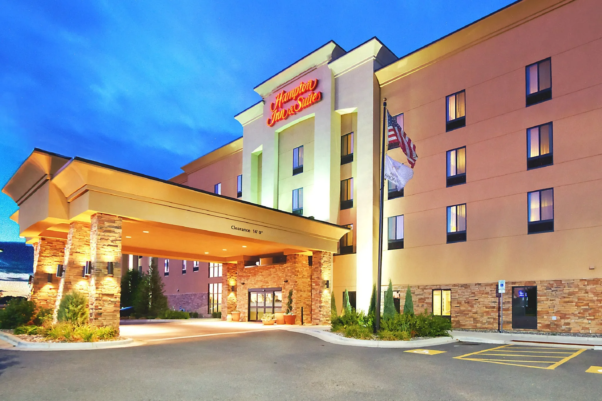 A Billings Hotel That Knows Exactly What It’s For: Hampton Inn & Suites Billings West I-90