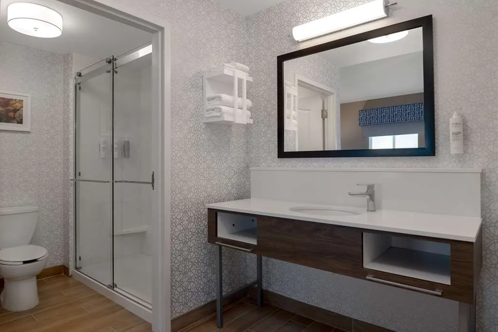 Hampton Inn & Suites Billings West room