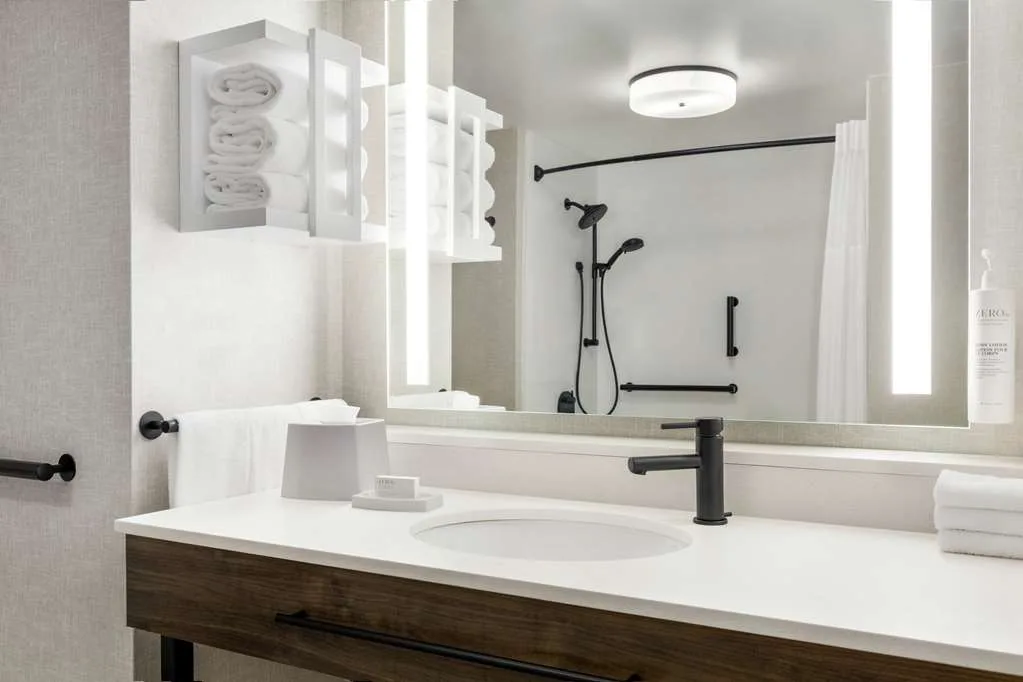 Hampton Inn & Suites Greenville-Downtown-RiverPlace gallery image