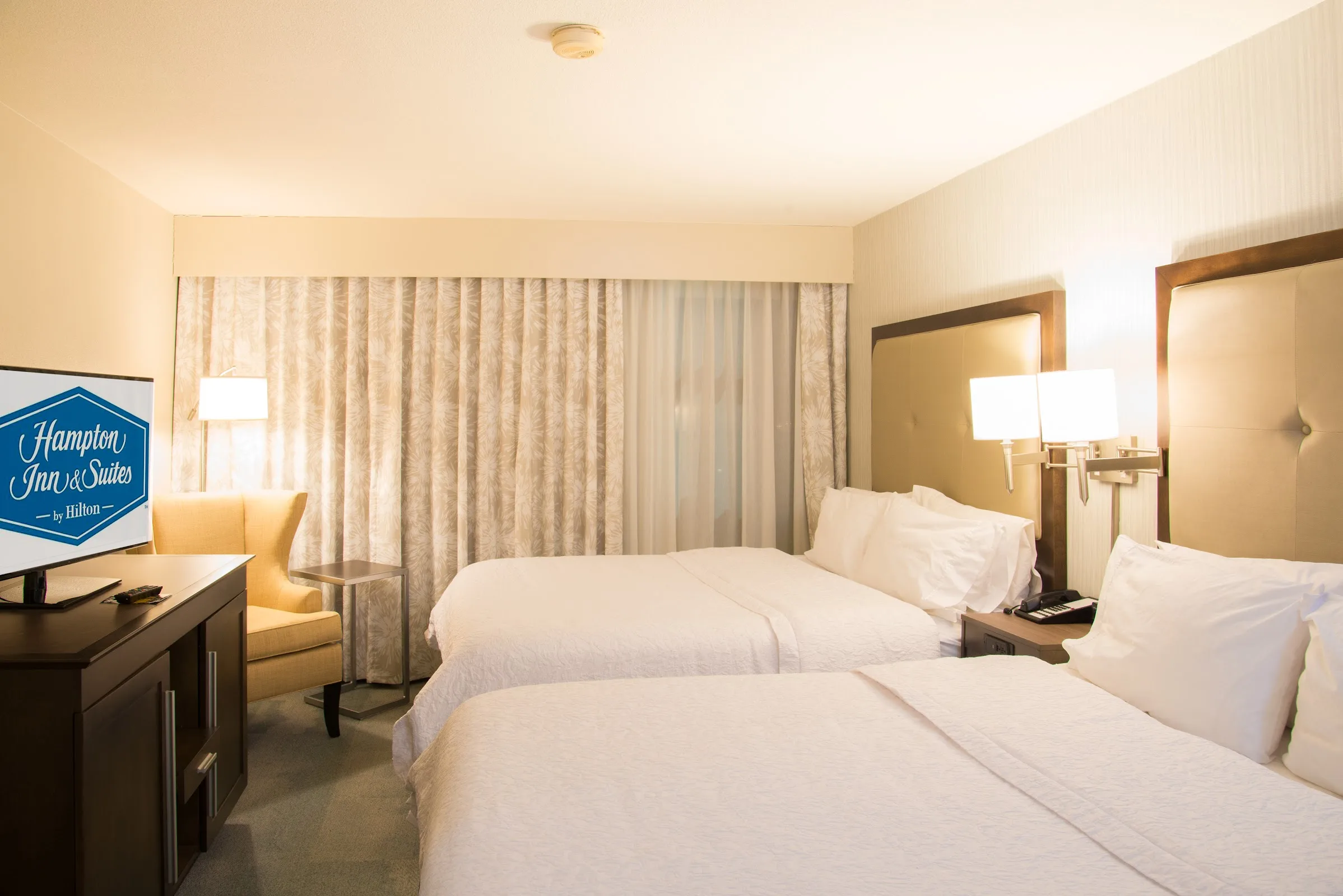 Hampton Inn & Suites Jackson Downtown-Coliseum gallery image