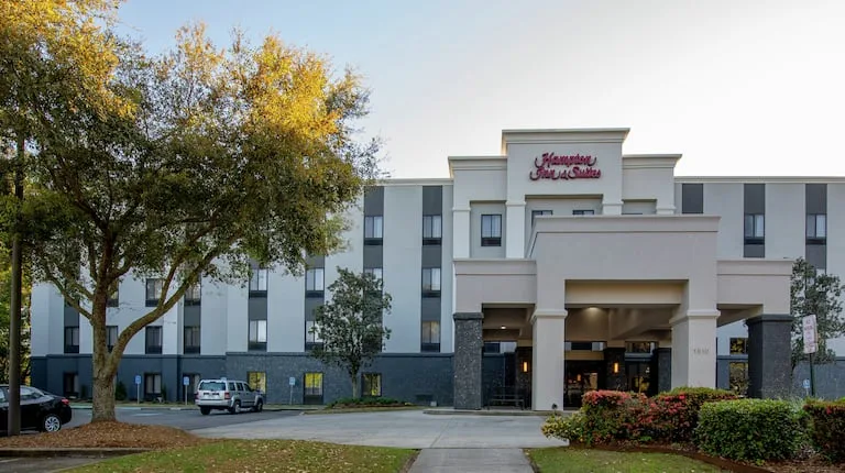 Hampton Inn & Suites Lafayette primary photo