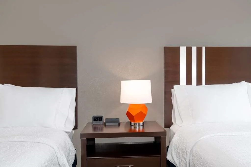 Hampton Inn & Suites Madison / Downtown gallery image