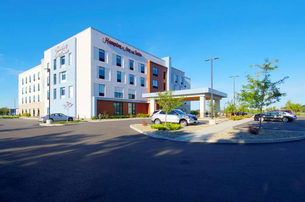 Hampton Inn & Suites Portland West primary photo
