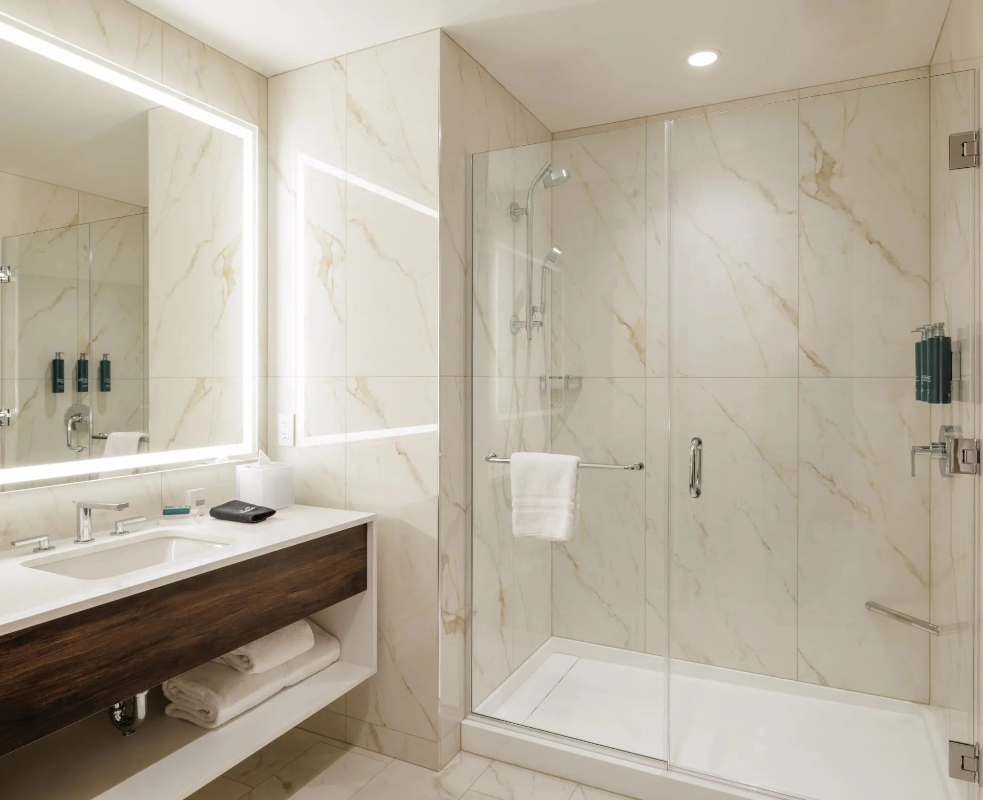 Hilton Arlington Rosslyn The Key gallery image