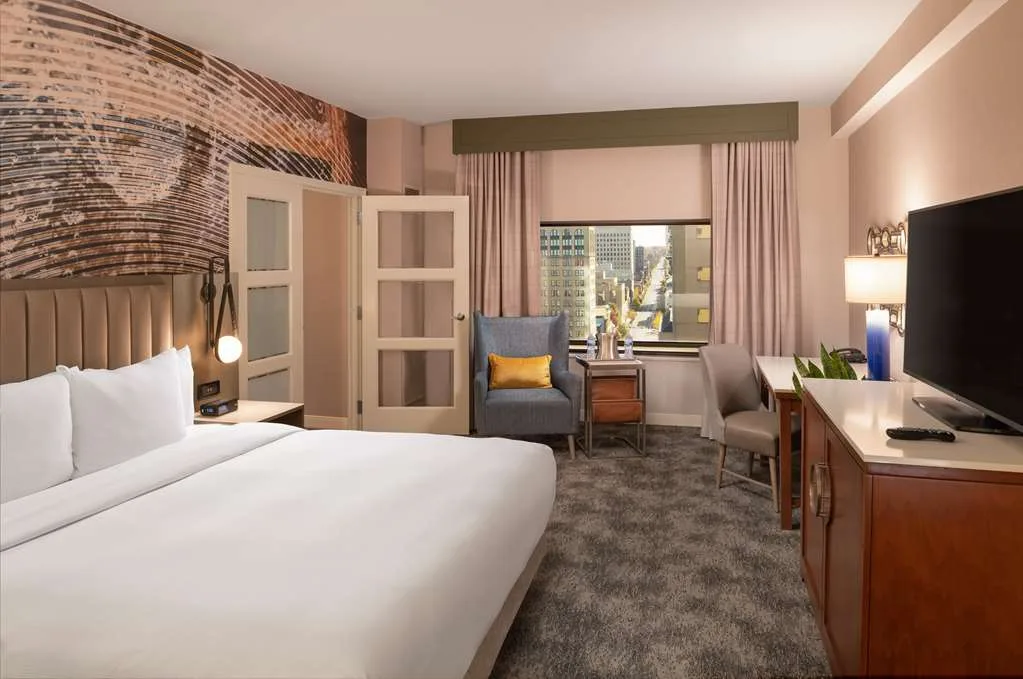 Hilton Lexington/Downtown gallery image