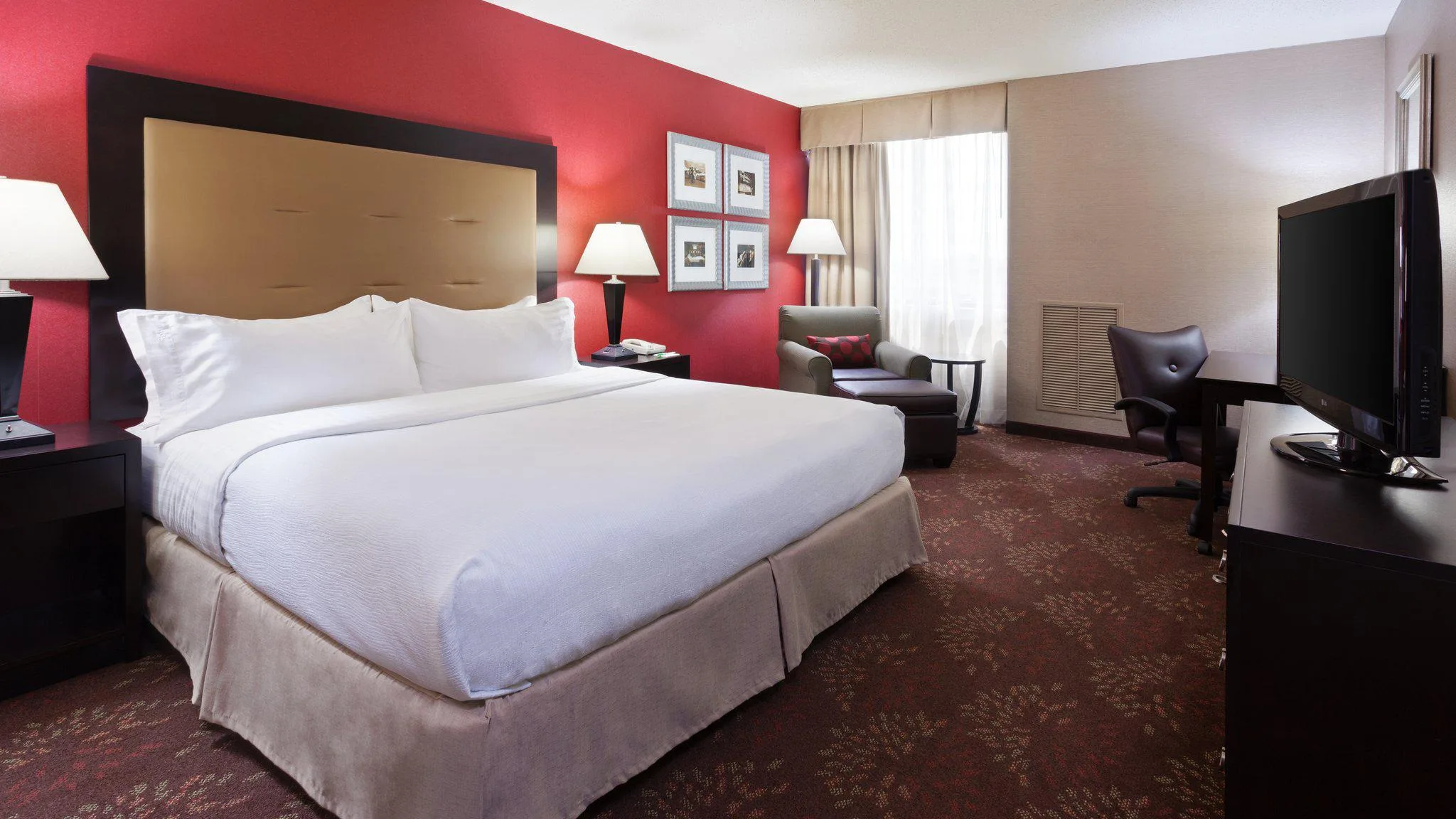 Holiday Inn Cincinnati-Riverfront by IHG gallery image