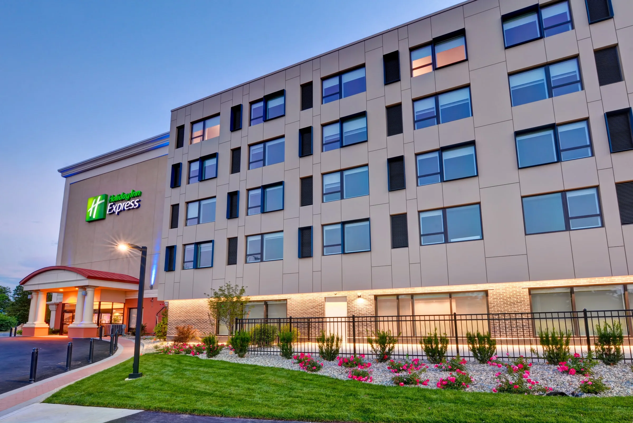 Holiday Inn Express Boston by IHG gallery image