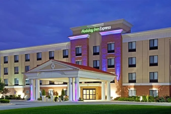 Holiday Inn Express Indianapolis - Southeast, an IHG Hotel gallery image