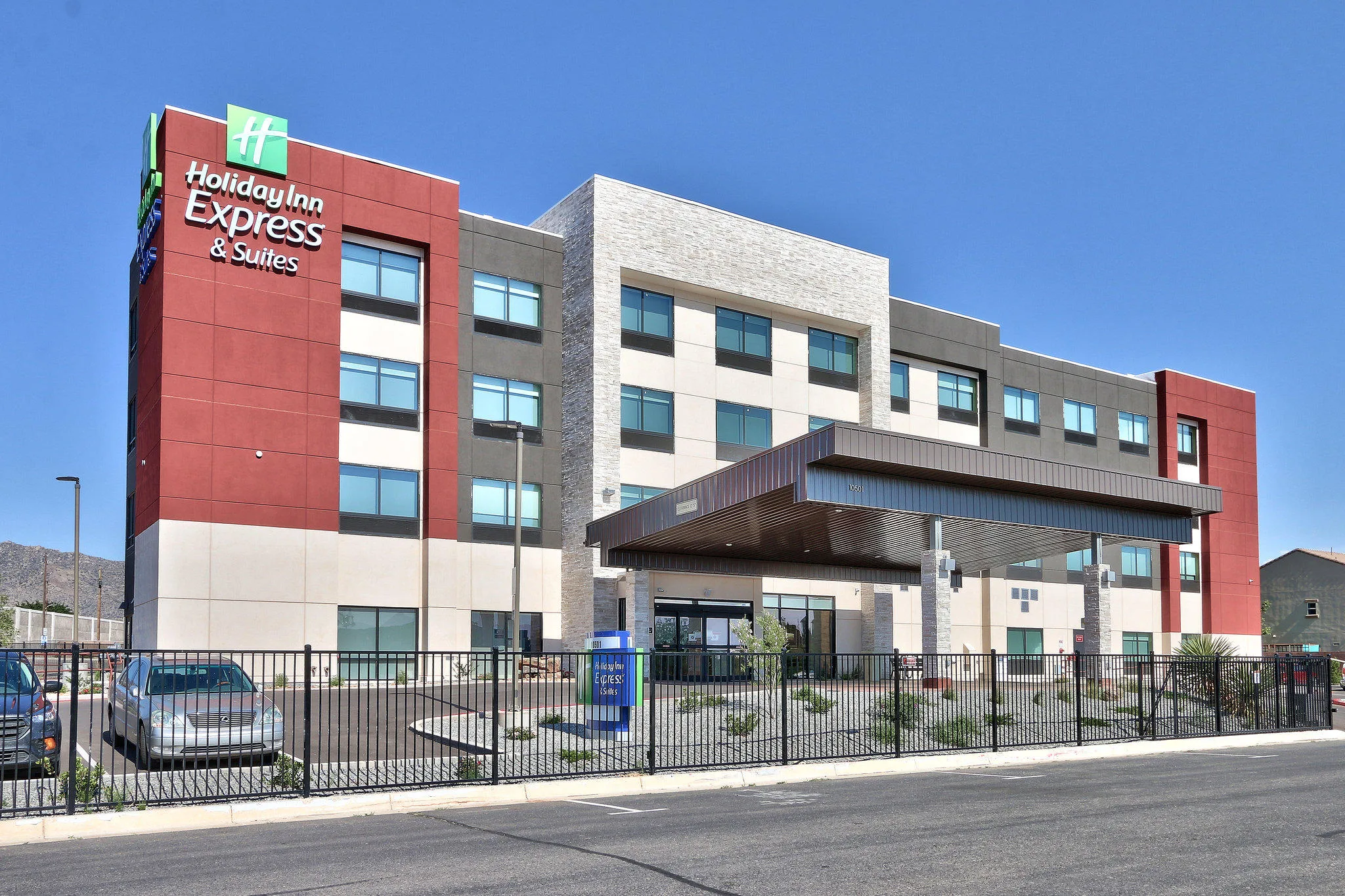 Holiday Inn Express & Suites Albuquerque East by IHG primary photo