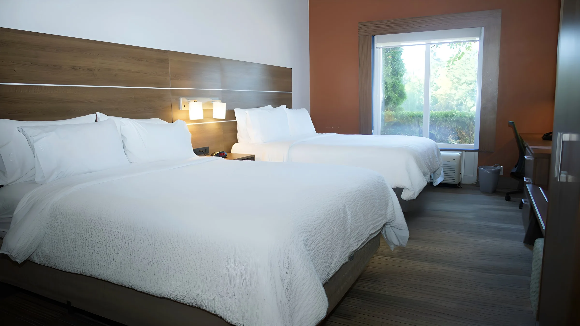 Holiday Inn Express & Suites Atlanta Arpt West - Camp Creek by IHG gallery image